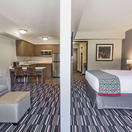 Microtel Inn And Suites By Wyndham Kitimat Exterior photo