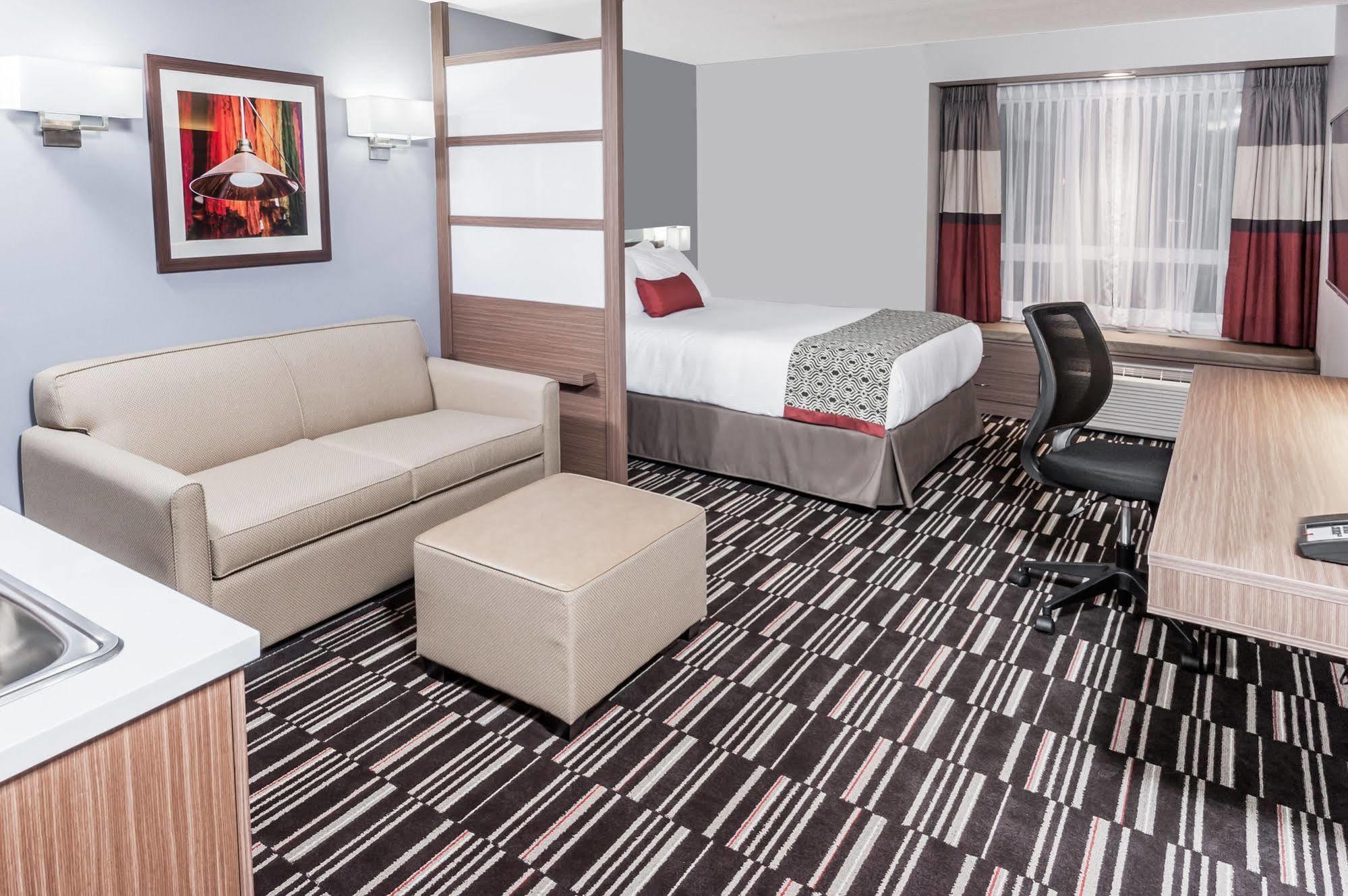 Microtel Inn And Suites By Wyndham Kitimat Exterior photo