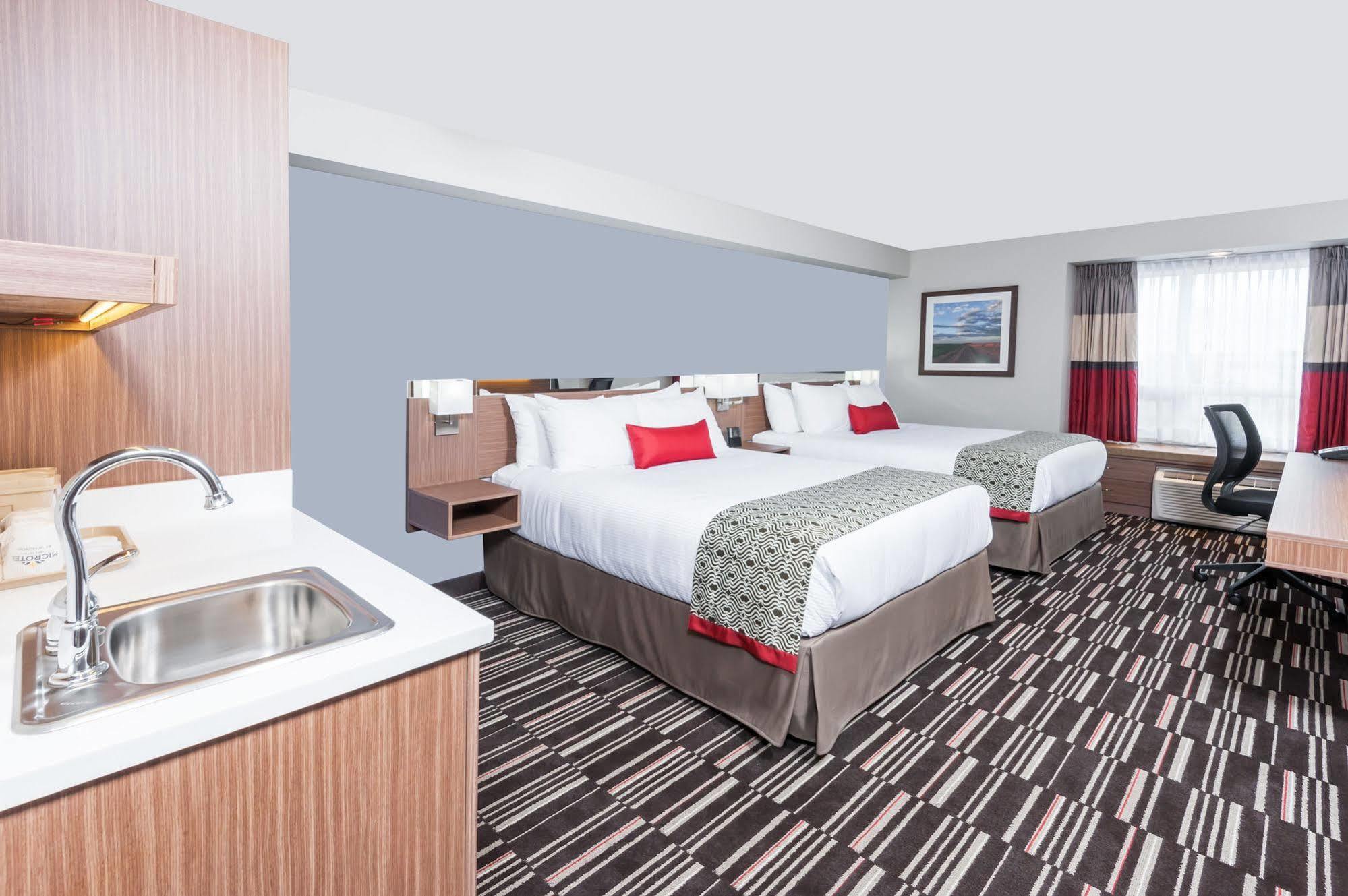 Microtel Inn And Suites By Wyndham Kitimat Exterior photo